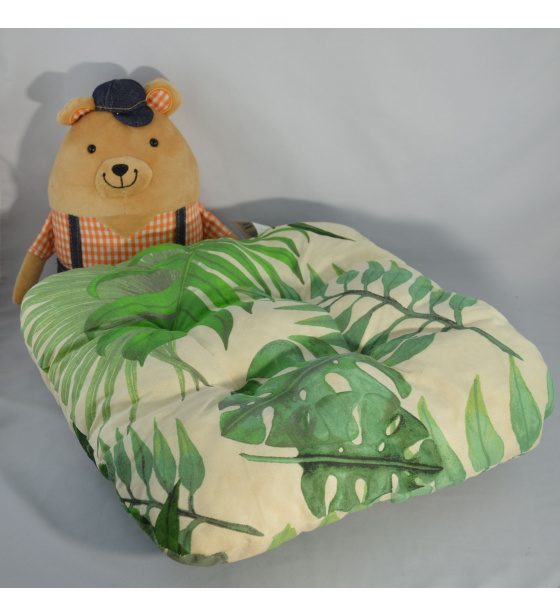 JUNGLE seat cushion on white 38X38