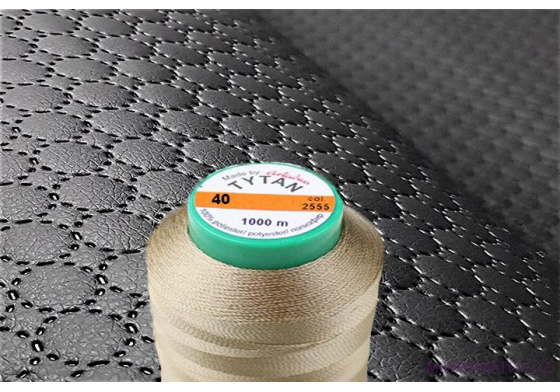 Šicí nitě TYTAN 40 1000 m béžové barva 2555