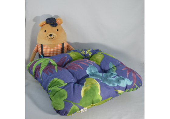 JUNGLE seat cushion on black 38X38